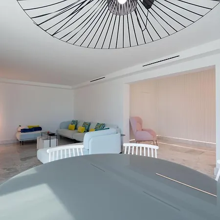 Pasito Deluxe * Pasito Blanco